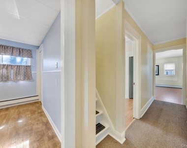 39 Chapman Place - Photo Thumbnail 11