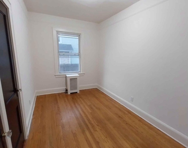 19 Madison Avenue - Photo Thumbnail 17