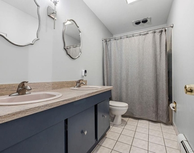44 Palisades Court - Photo Thumbnail 16
