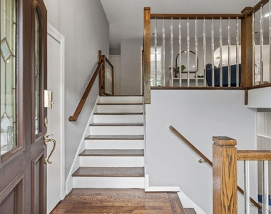 44 Palisades Court - Photo Thumbnail 3
