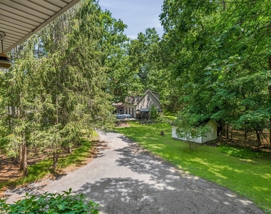 131 Hill Road - Photo Thumbnail 6