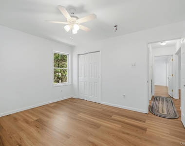 131 Hill Road - Photo Thumbnail 18