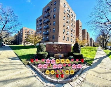 73-03 Bell Boulevard - Photo Thumbnail 14