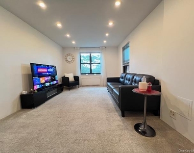 73-03 Bell Boulevard - Photo Thumbnail 6