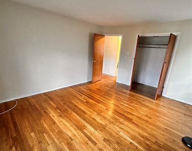 5 Wildwood Drive - Photo Thumbnail 4