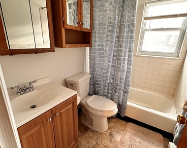 5 Wildwood Drive - Photo Thumbnail 2