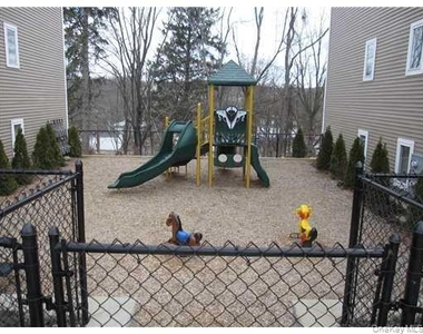 110 Tondo Circle - Photo Thumbnail 12