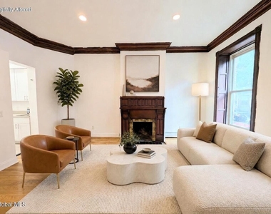 313 State Street - Photo Thumbnail 3
