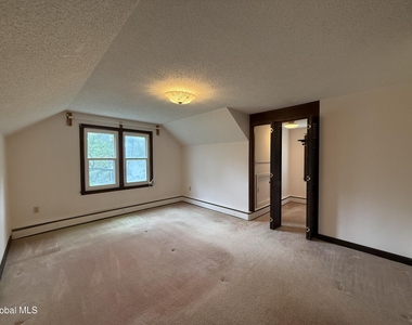 549 Columbia Street Extension - Photo Thumbnail 15