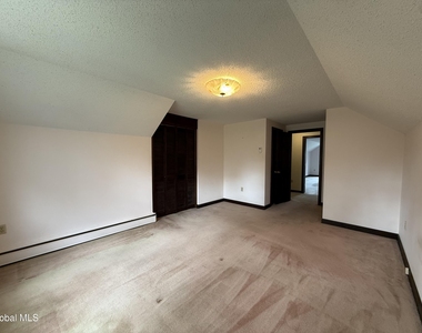 549 Columbia Street Extension - Photo Thumbnail 14
