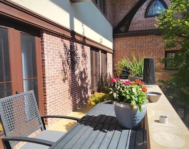 106 Spring Street - Photo Thumbnail 21