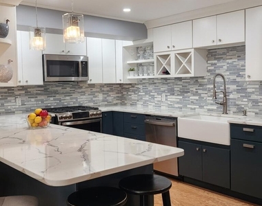 106 Spring Street - Photo Thumbnail 16