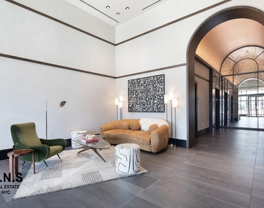 36-20 Steinway Street - Photo Thumbnail 11
