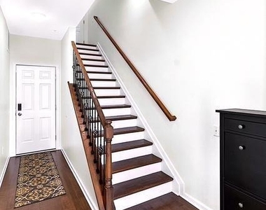 310 South Drive - Photo Thumbnail 2