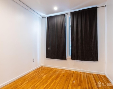 378 George Street - Photo Thumbnail 12