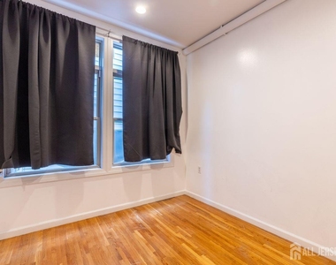 378 George Street - Photo Thumbnail 11