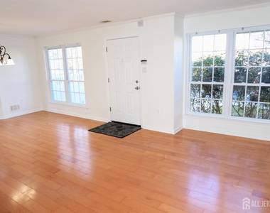 1 Bristol Drive - Photo Thumbnail 2