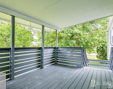 559 Wood Avenue - Photo Thumbnail 24
