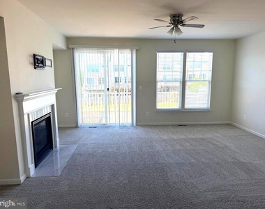 438 Boxelder Drive - Photo Thumbnail 2