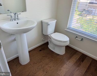 438 Boxelder Drive - Photo Thumbnail 6
