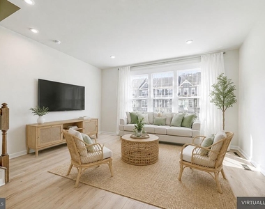 4724 Torrey Lane - Photo Thumbnail 8