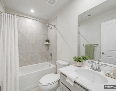 4724 Torrey Lane - Photo Thumbnail 3