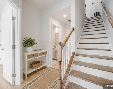 4724 Torrey Lane - Photo Thumbnail 1