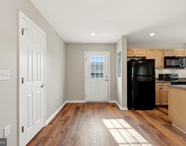 640 Jenkins - Photo Thumbnail 9