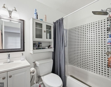 10976 Hiram Court - Photo Thumbnail 17