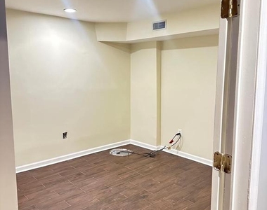 15620 William Bayliss Court - Photo Thumbnail 11