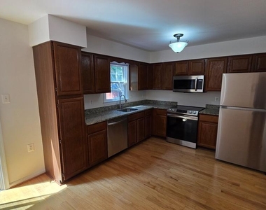 12151 Stallion Court - Photo Thumbnail 8