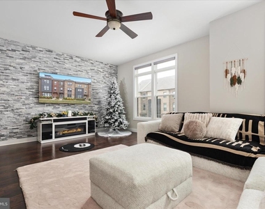 44735 Medway Terrace - Photo Thumbnail 21