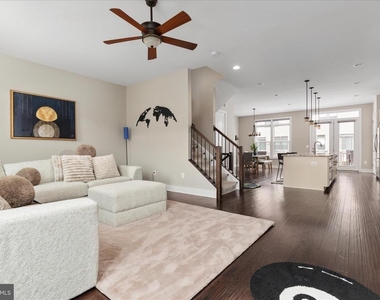 44735 Medway Terrace - Photo Thumbnail 3