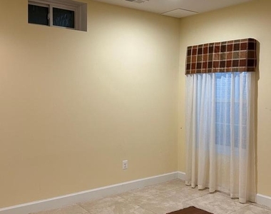 41857 Rawnsley Drive - Photo Thumbnail 10