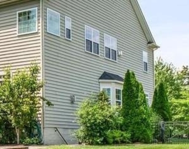 41857 Rawnsley Drive - Photo Thumbnail 18