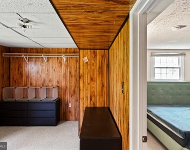 101 Williamsburg Road - Photo Thumbnail 37