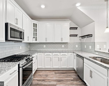20704 Wood Quay Drive - Photo Thumbnail 7