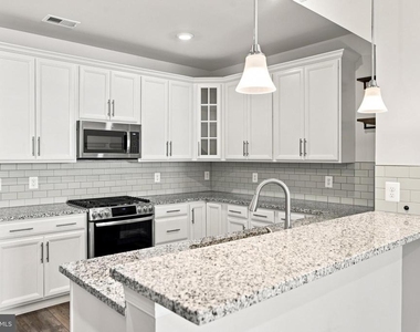 20704 Wood Quay Drive - Photo Thumbnail 6