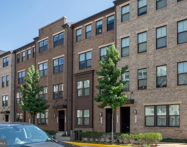 20704 Wood Quay Drive - Photo Thumbnail 23