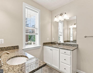 20704 Wood Quay Drive - Photo Thumbnail 15
