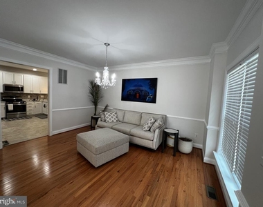 25622 Creek Run Terrace - Photo Thumbnail 10
