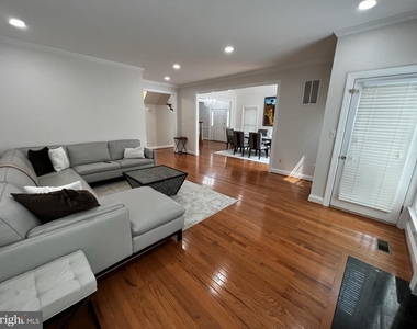 25622 Creek Run Terrace - Photo Thumbnail 3