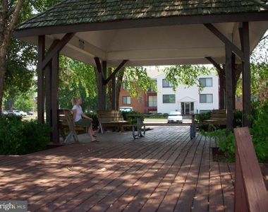 125 Clubhouse Drive Sw - Photo Thumbnail 3