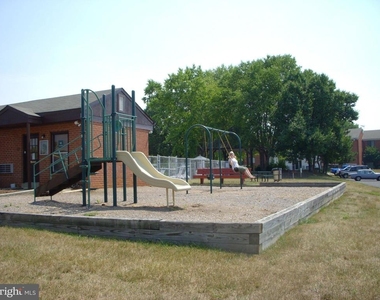 125 Clubhouse Drive Sw - Photo Thumbnail 1