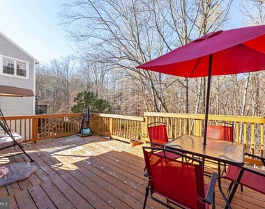 8308 Southern Oaks Court - Photo Thumbnail 31