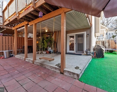 8308 Southern Oaks Court - Photo Thumbnail 35
