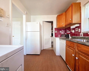 5818 Fifer Drive - Photo Thumbnail 8