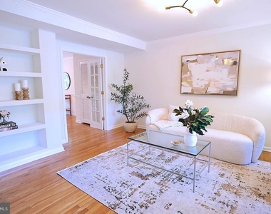 1851 Wainwright Drive - Photo Thumbnail 6