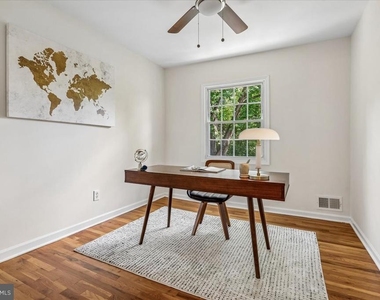 1851 Wainwright Drive - Photo Thumbnail 20