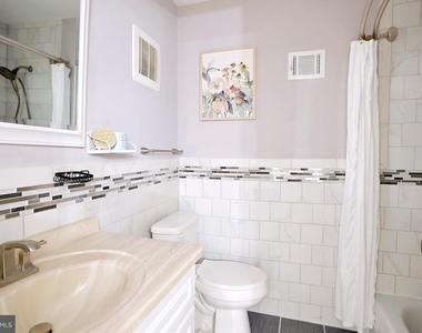 1851 Wainwright Drive - Photo Thumbnail 22